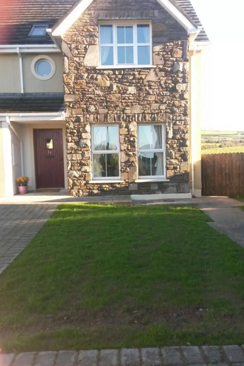 Mit eigenem Garten - Draußen