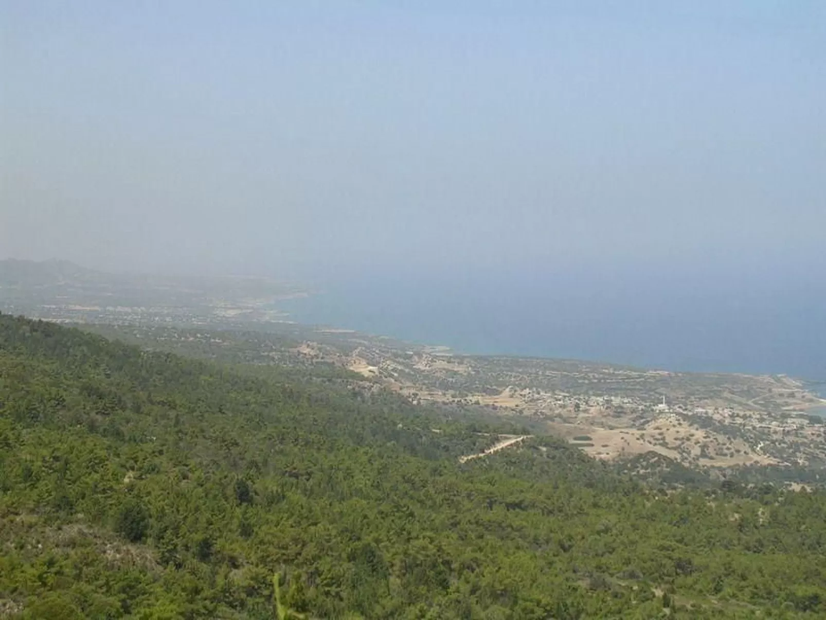 Ferienvilla mit Blick auf das Wasser - Draußen