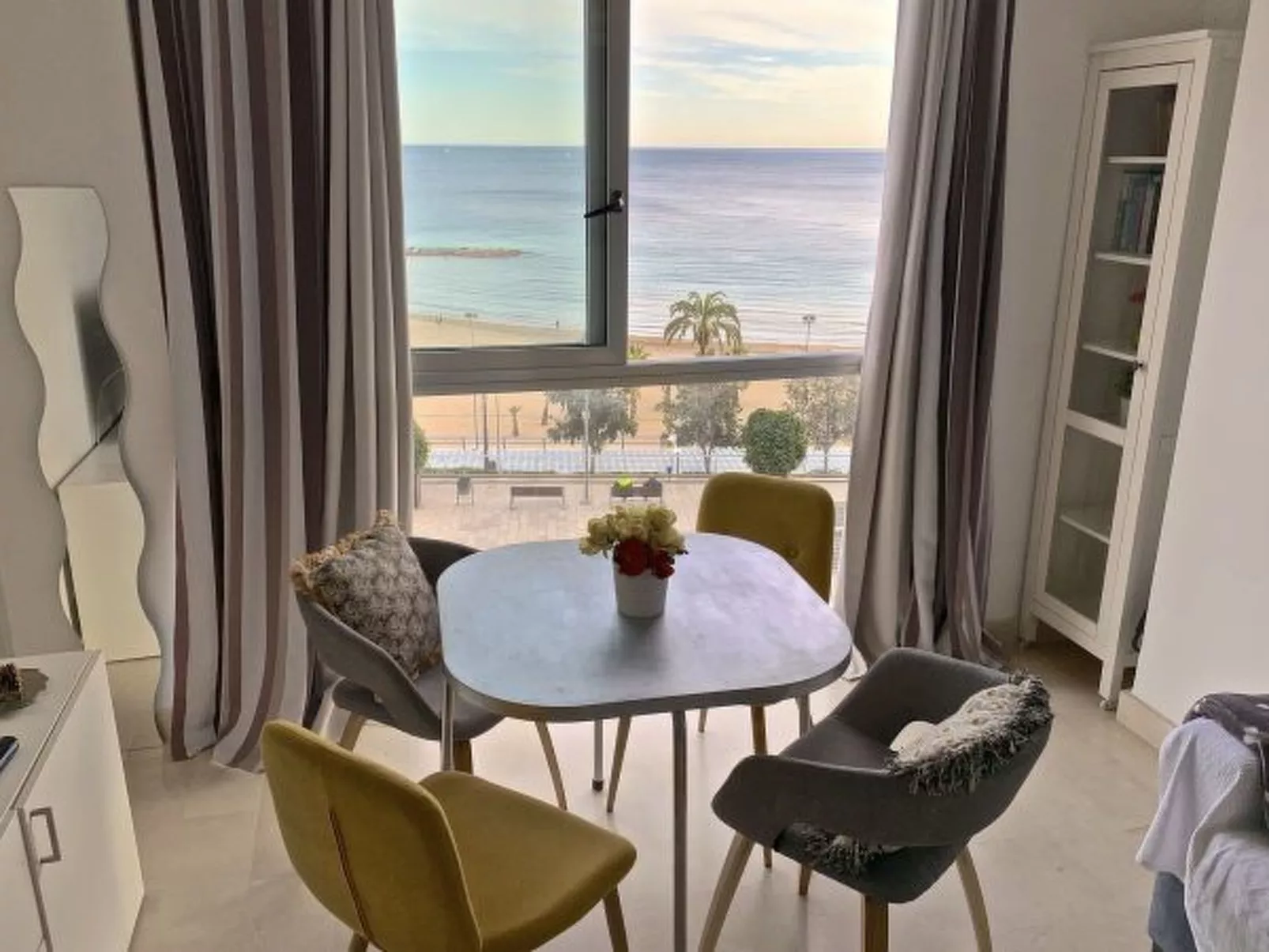 APARTAMENTO PLAYA POSTIGUET - Dedans