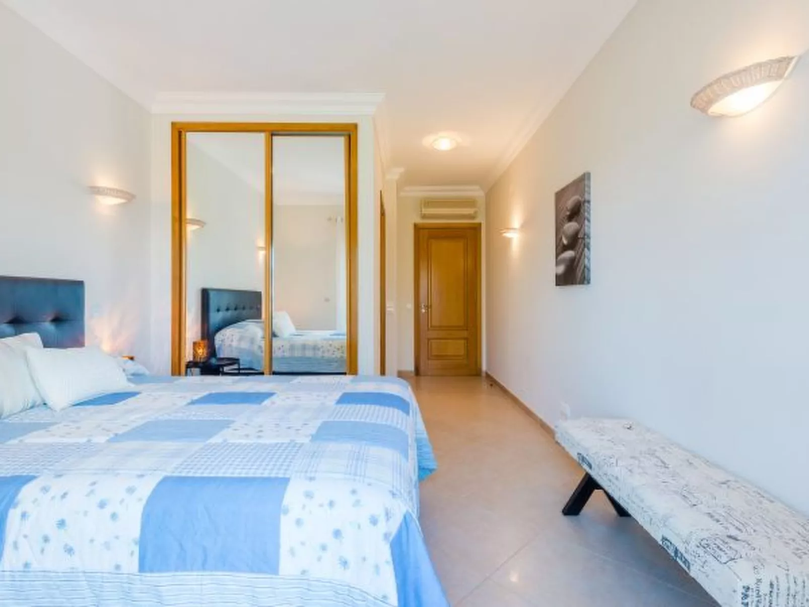 Fairviews Village - Boavista Resort in Lagos - Inside