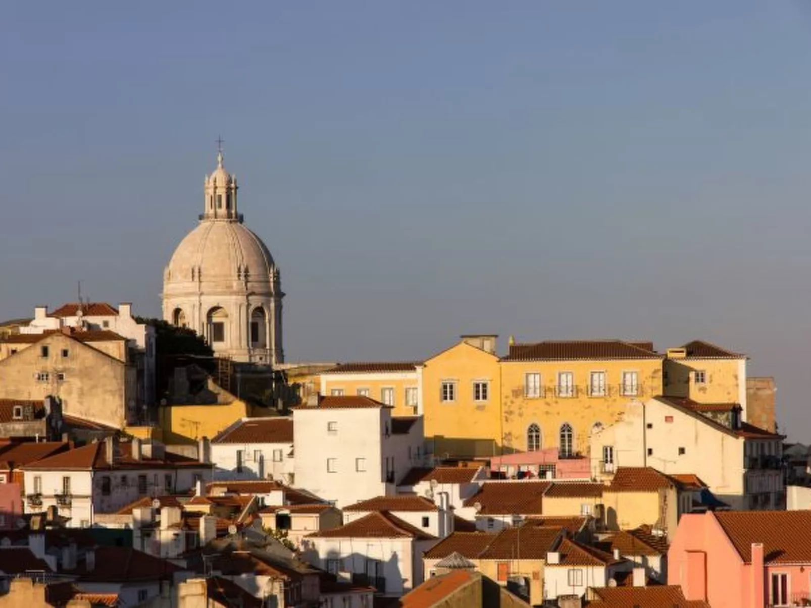 Alfama District Apartments - Santiago - Outside