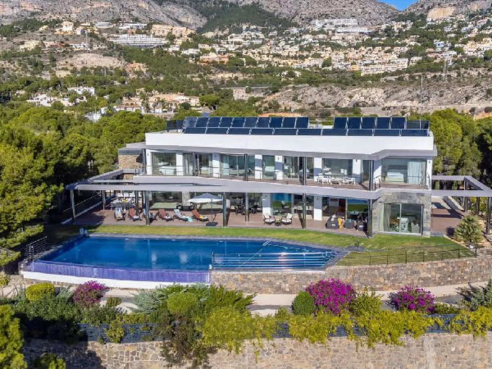 Villa Campomanes - PlusHolidays - Image-tags.info