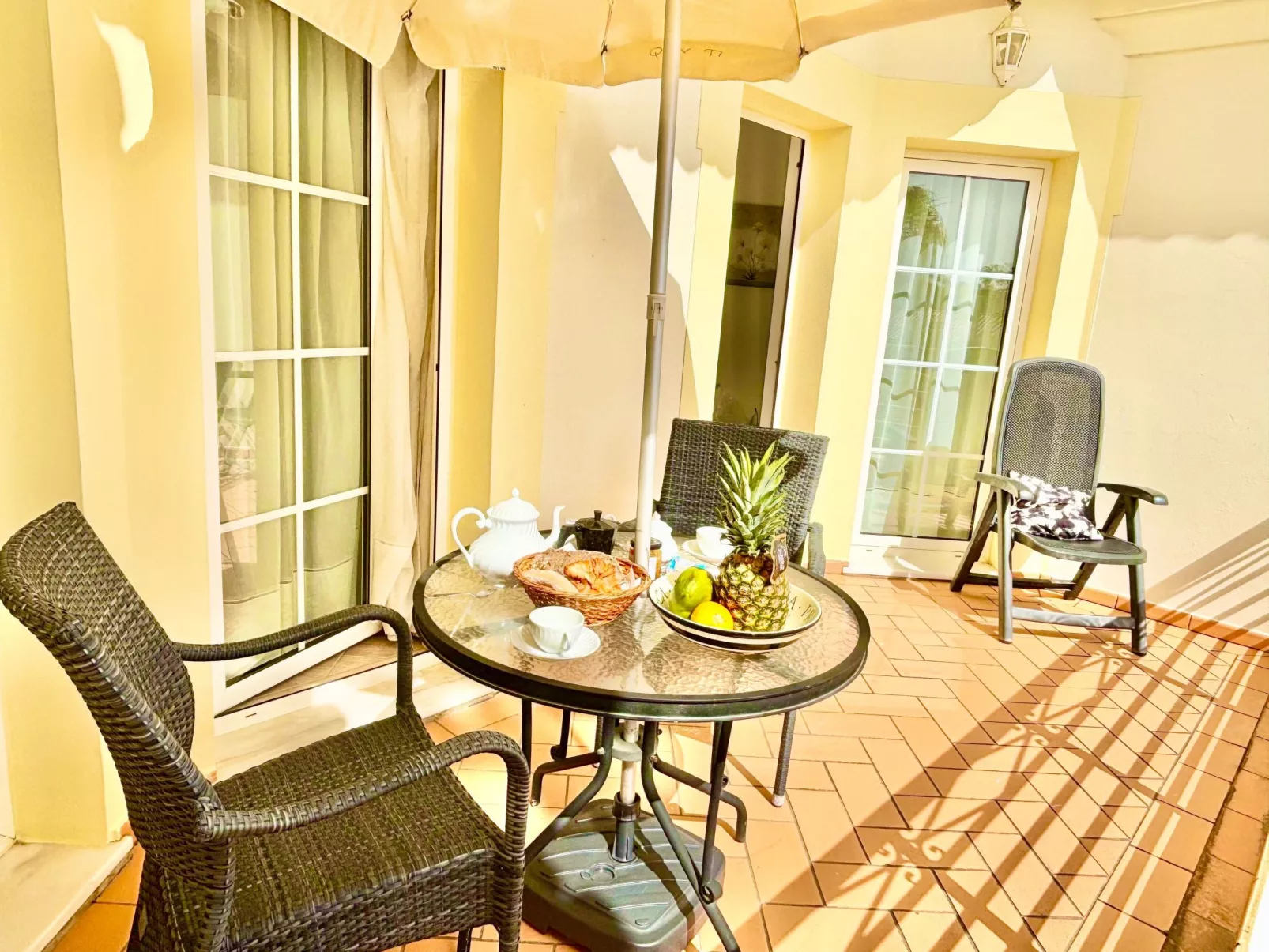 Mit beheiztem Pool - Inside