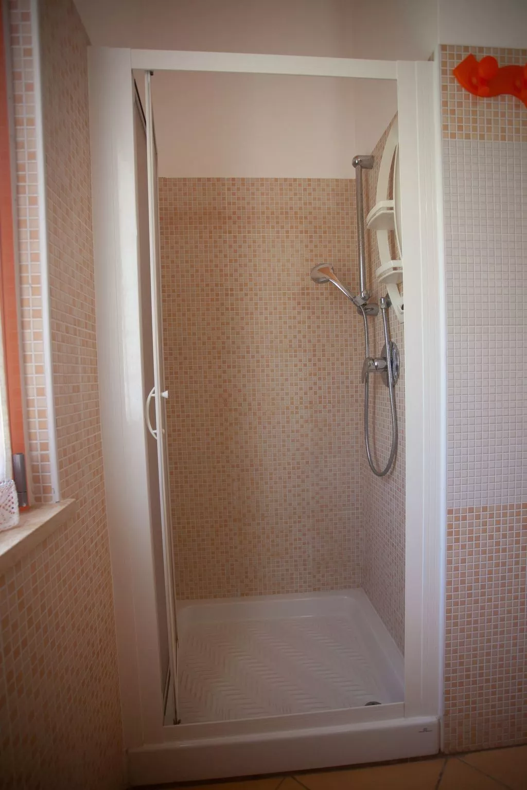 Luxus-Drei-Zimmer-Wohnungen mit großem Garten - Dedans