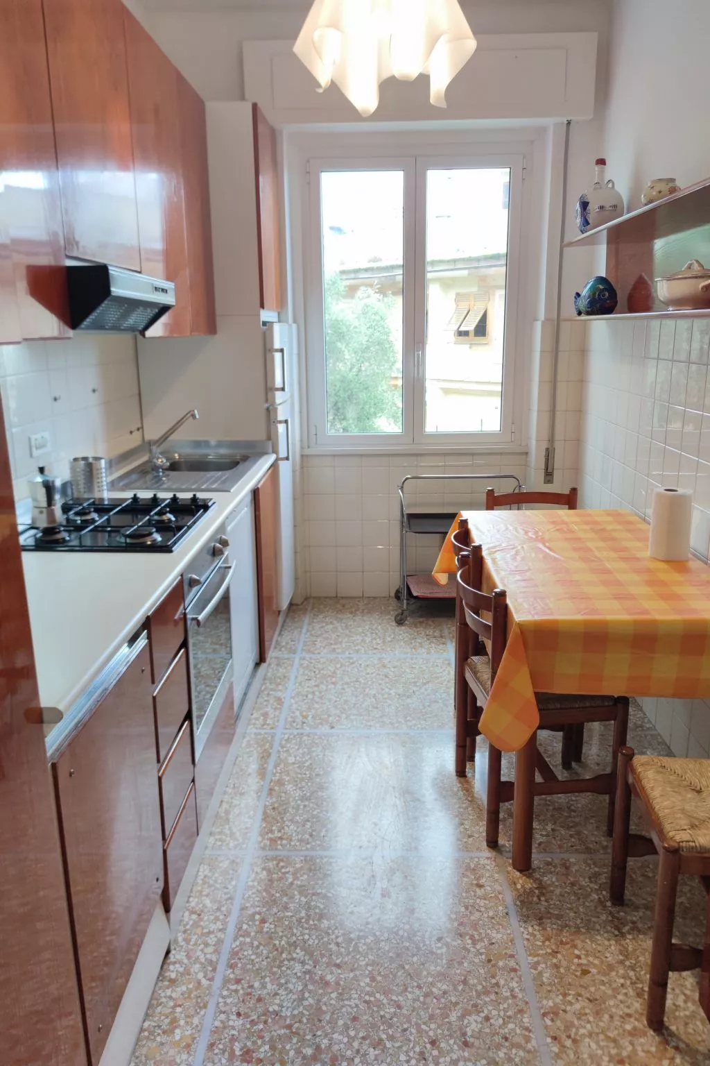 Für 6 Personen ca. 120 m&sup2; in Rapallo, Ligurien (Riviera di Levante) - Image-tags.info