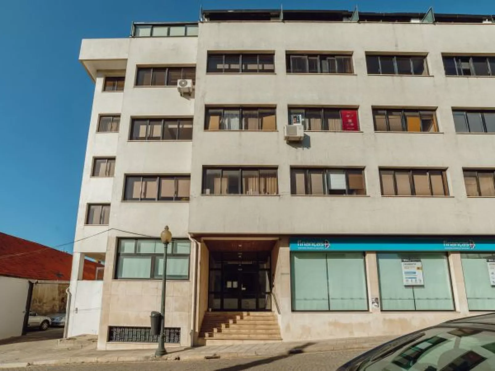 DOWNTOWN STYLISH APARTMENT & GARAGE by VACATIONY - Dehors