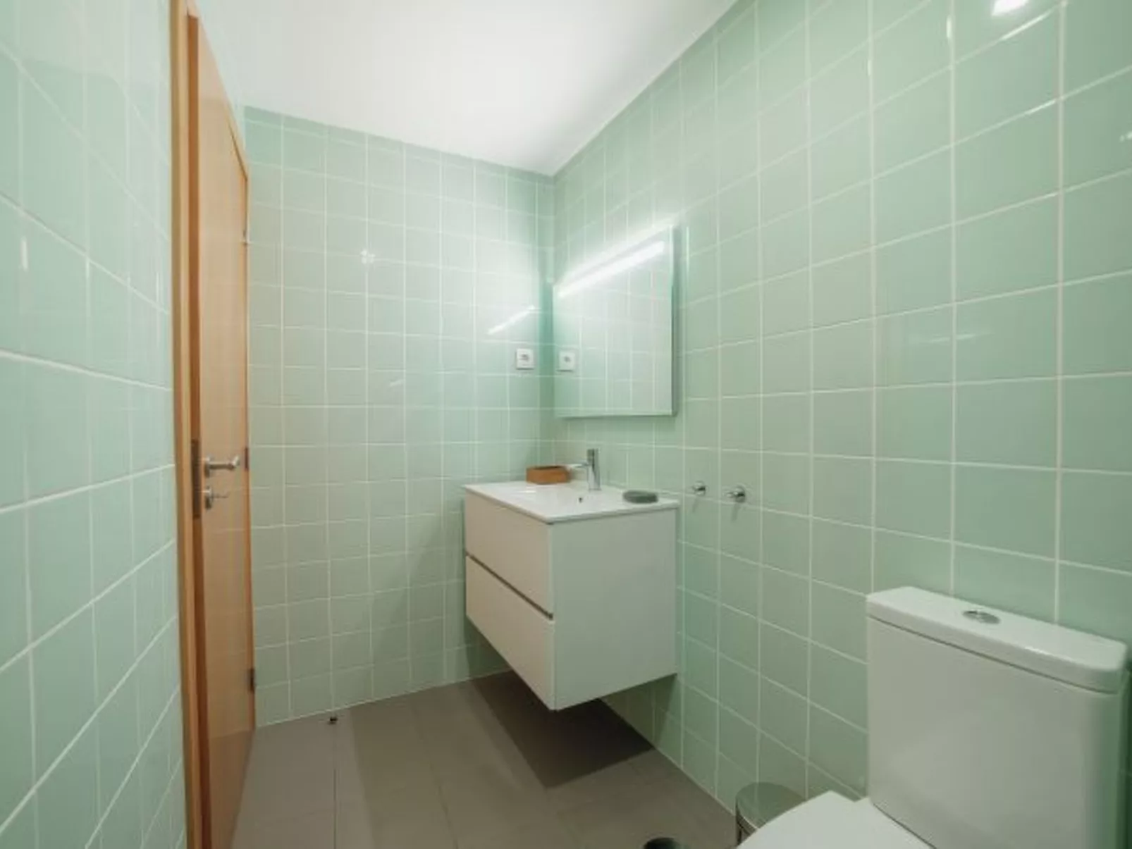 MODERN & STYLISH APARTMENT II by VACATIONY - Inside