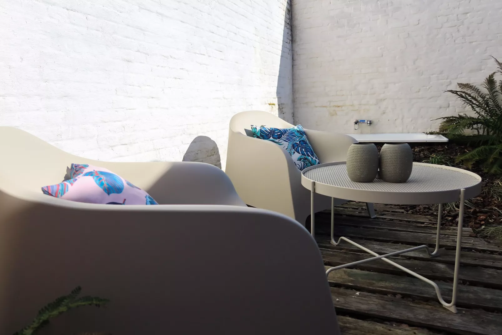 Cosy Courtyard House Hasselt - Garten Sommer