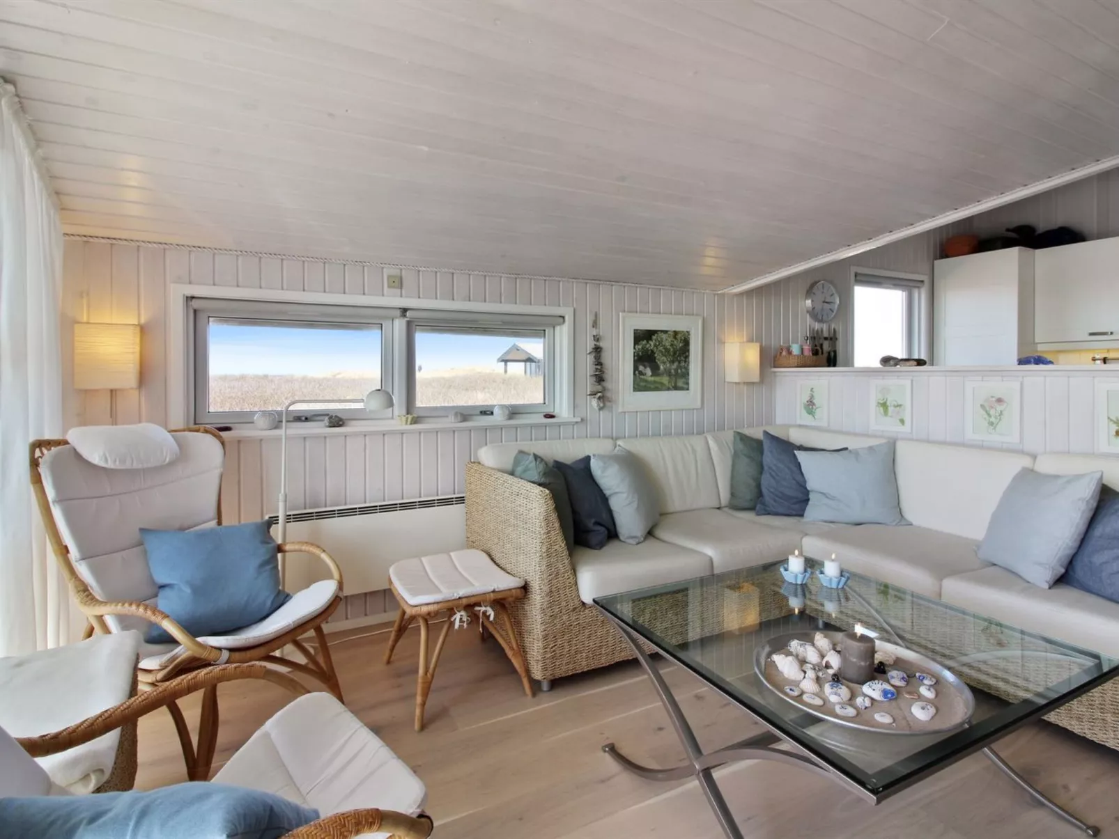 "Minka" - 58m from the sea - Inside