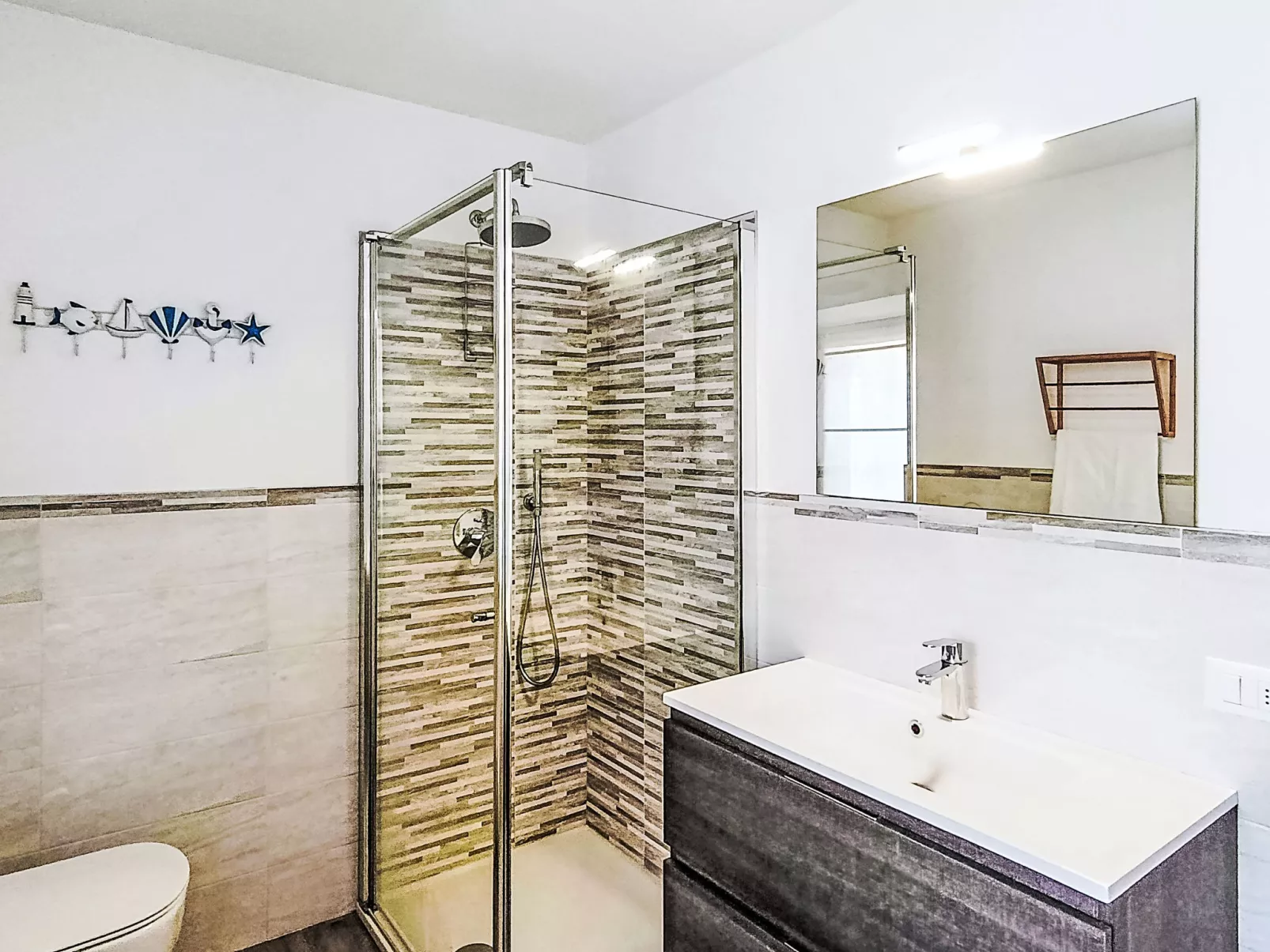 Tra gli Ulivi - Dedans