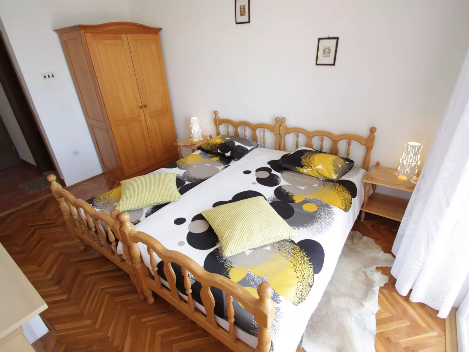 DRAGINJA soba 4 / HR-04354-04 - Dedans