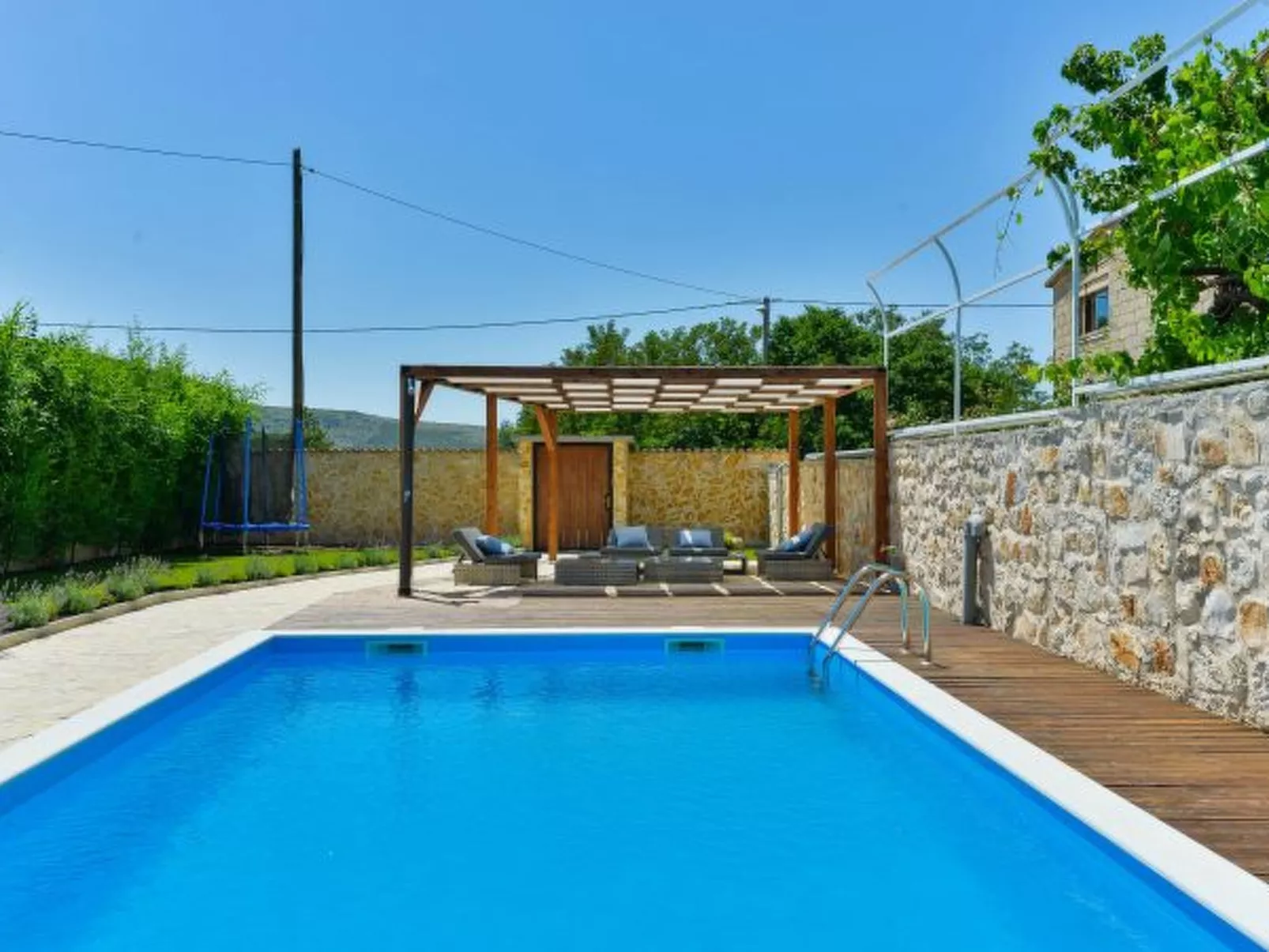 Stone villa Anita with pool - Image-tags.info