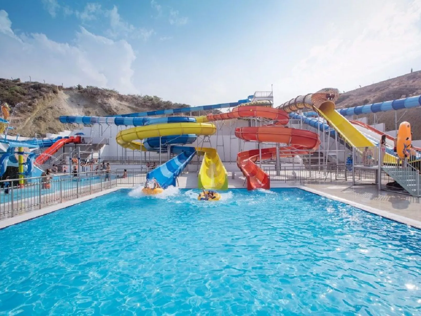 Ferienvilla mit Infinity Pool - Draußen