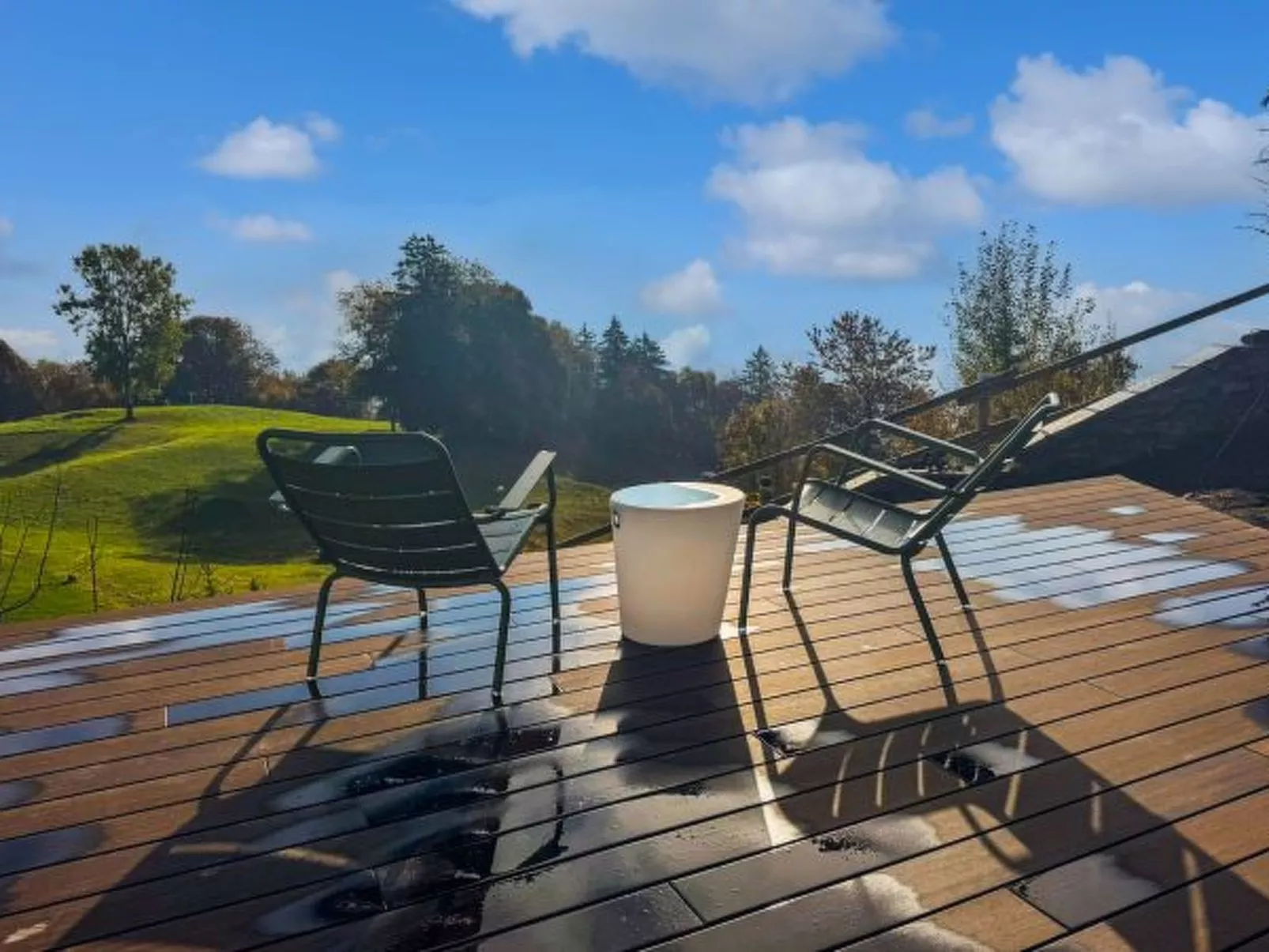 Mirador Alpine Horizon -Crans Montana- Swiss Alps - Draußen