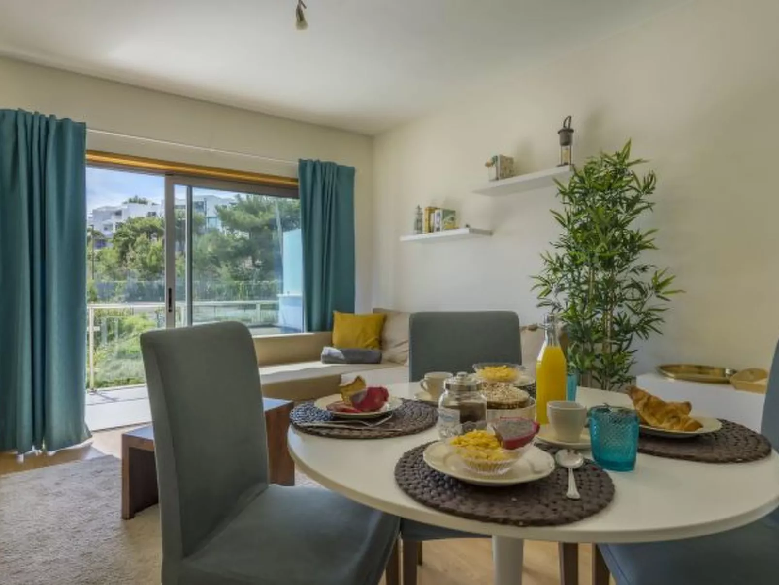 Sesimbra Prime Apartment - Inside