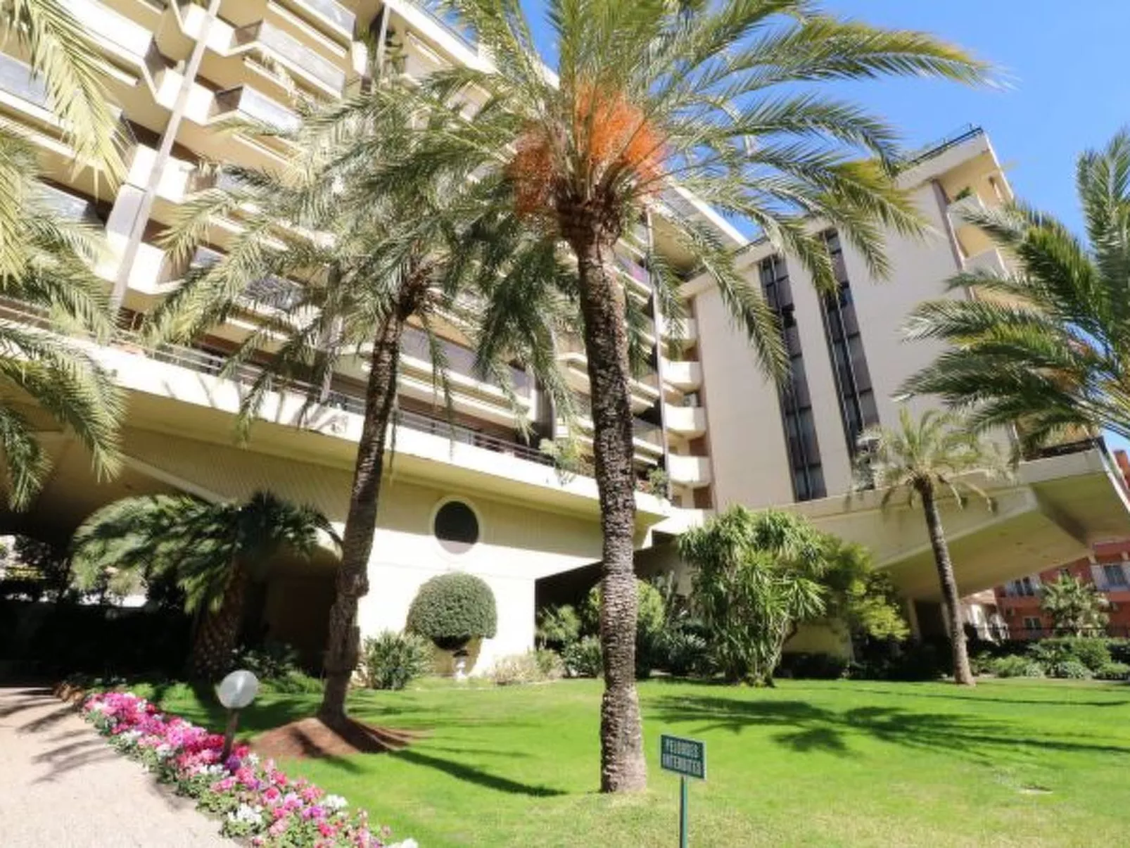 Luxury 1 bedroom  Jardin Croisette 265 - Image-tags.info