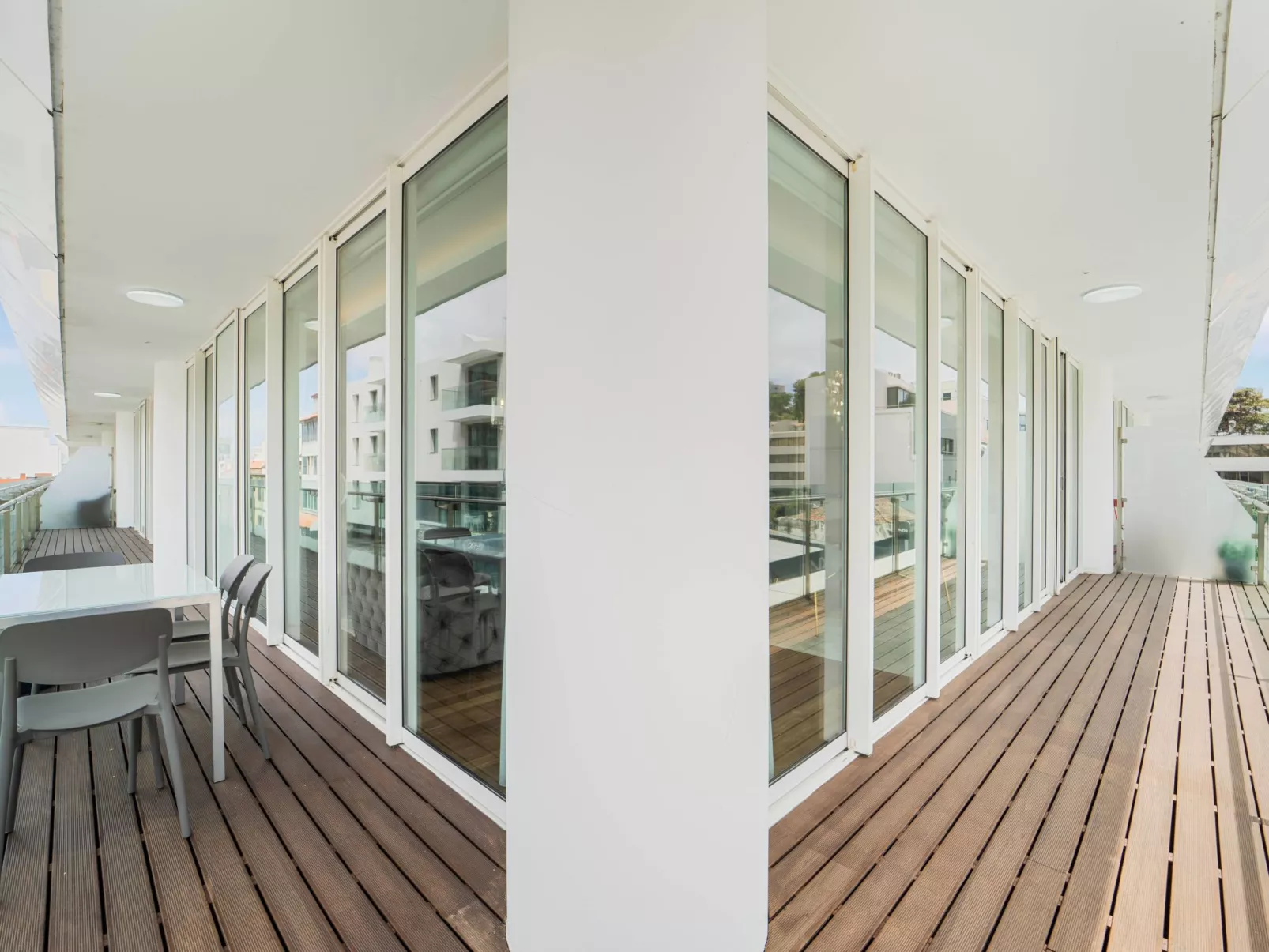 La Vie Erstklassiger Standort - Outside