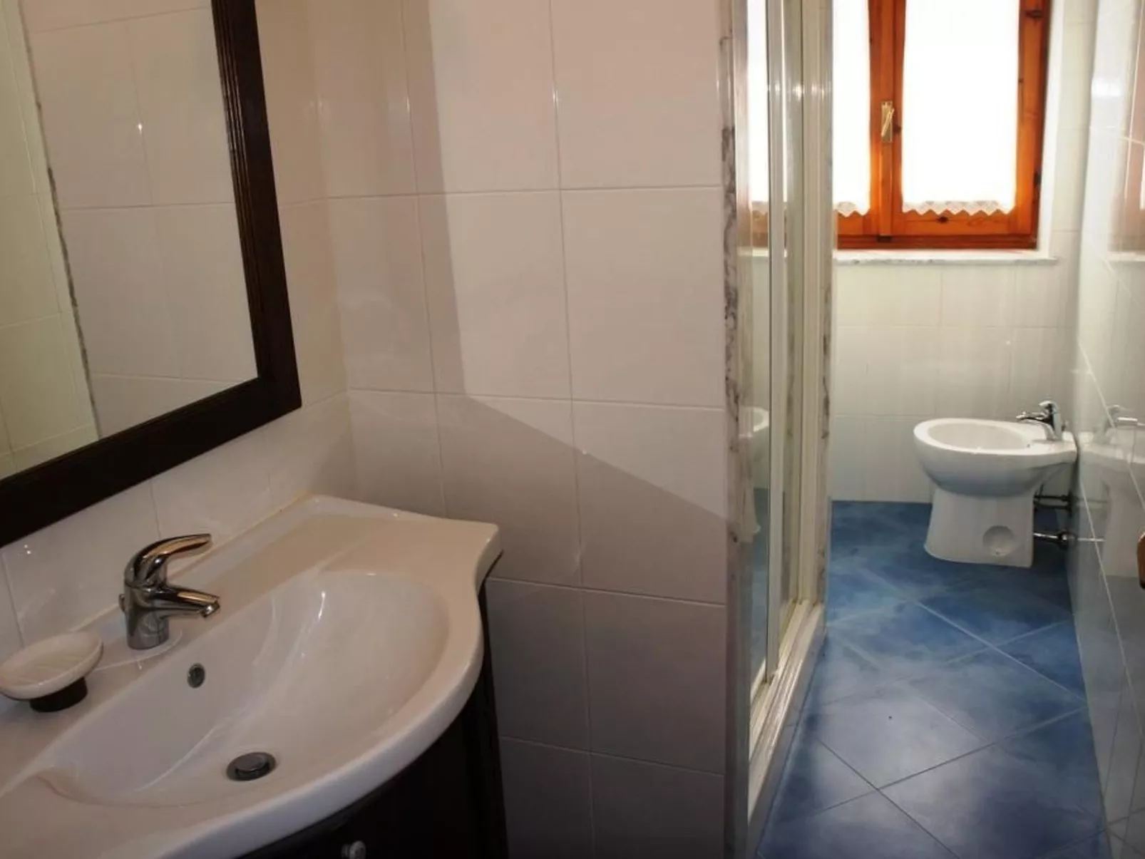 Haus in Calasetta mit Grill und Garten - Drinnen