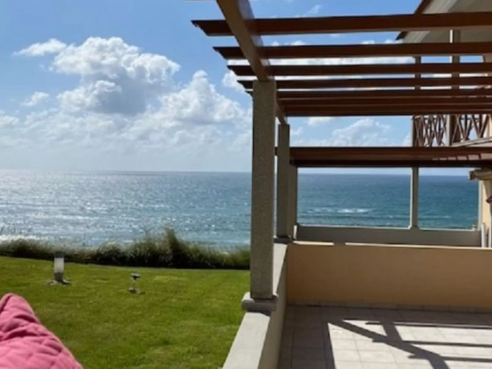 SUNSET HOUSE WITH SEAVIEW & TERRACE by VACATIONY - Outside