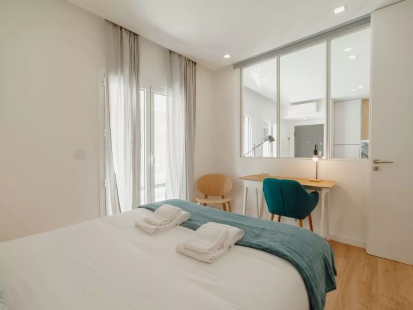 COURTYARD OPORTO DESIGN APARTMENT H - Inside