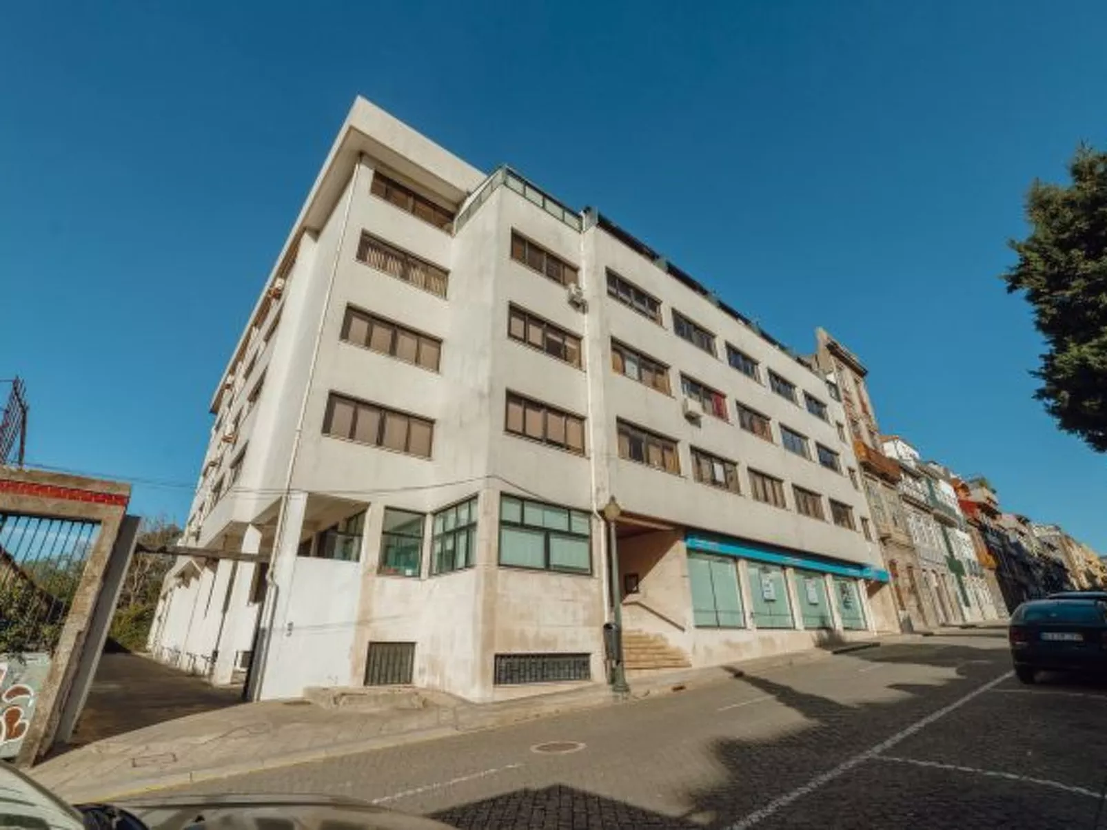 DOWNTOWN STYLISH APARTMENT & GARAGE by VACATIONY - Dehors