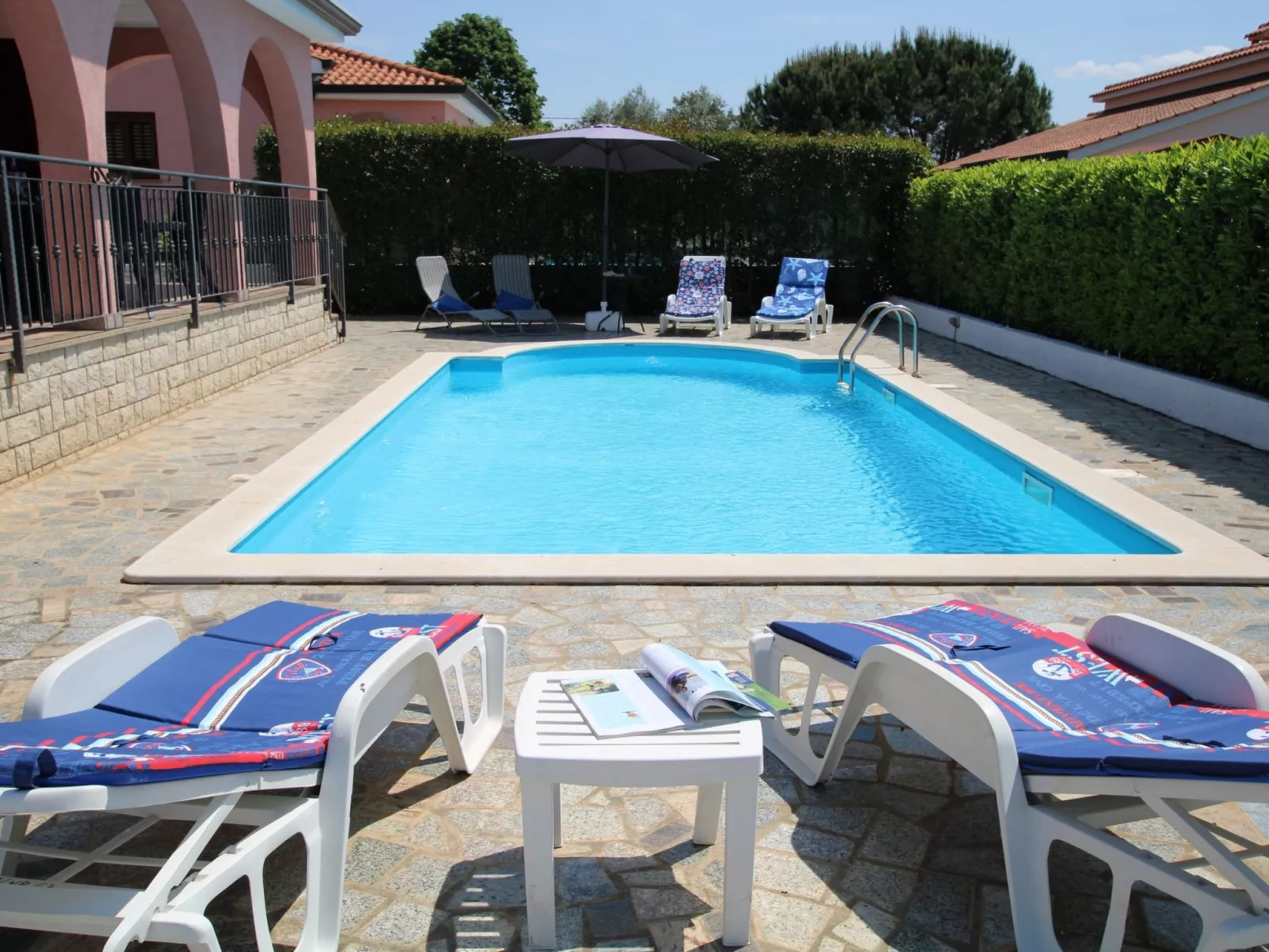 Villa Nel Rosa / HR-11037-01 - Image-tags.info