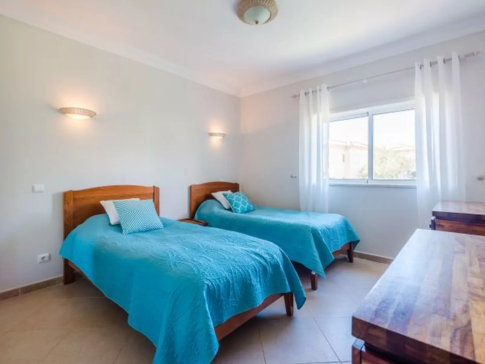 Fairviews Village - Boavista Resort in Lagos - Inside