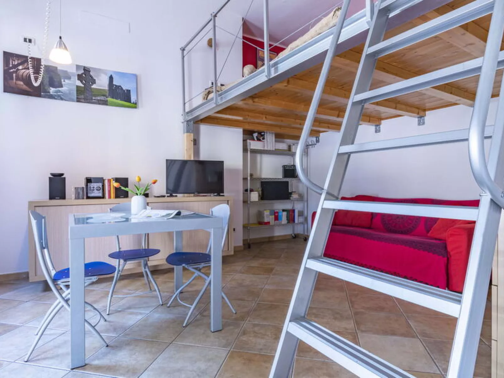 Florentine Careggi Loft - Drinnen