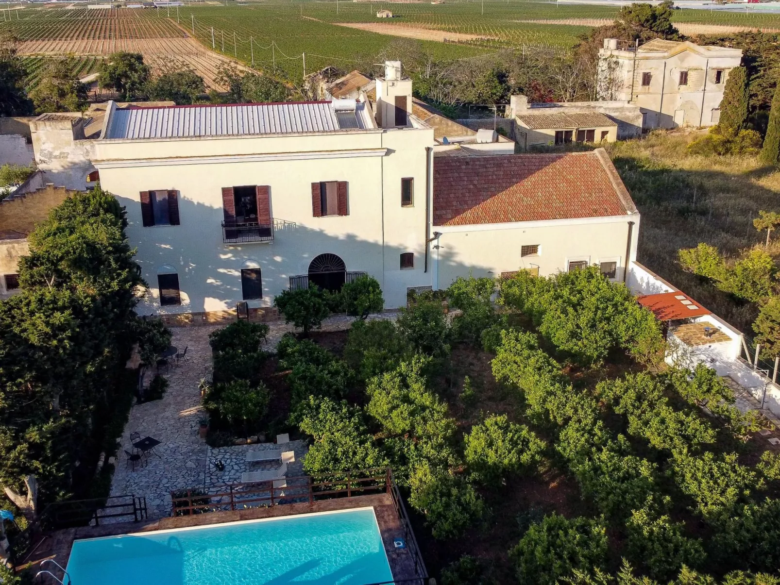 Anwesen mit Privatparkplatz - Image-tags.info