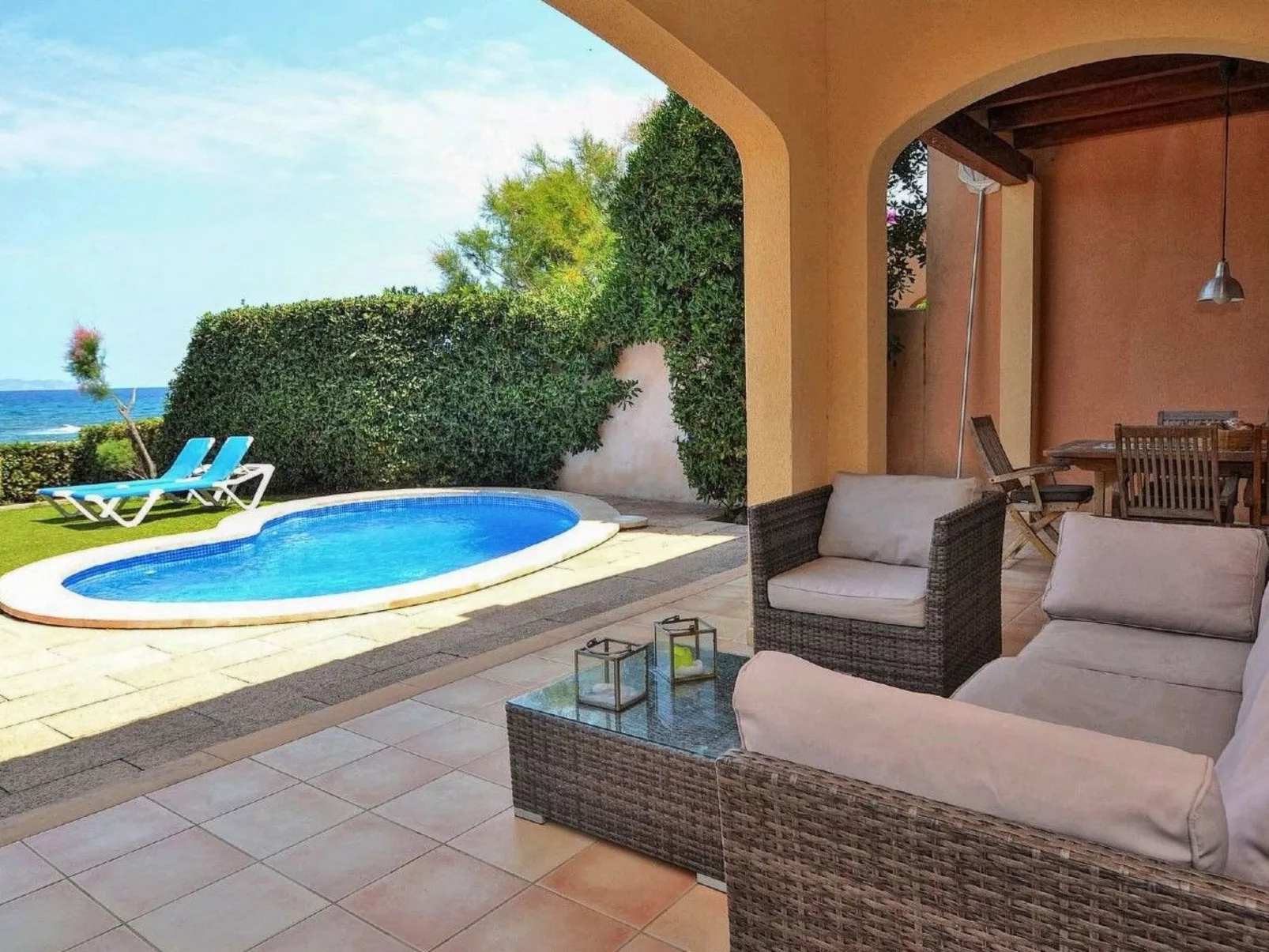 Gemütliches Ferienhaus in Urbanització S'estanyol mit Privatem Pool - Drinnen