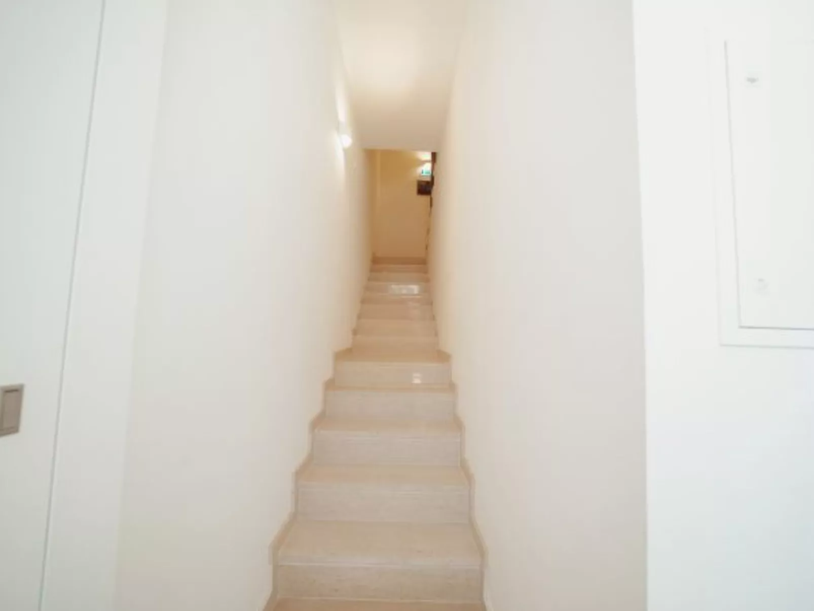 MODERN & STYLISH APARTMENT I by VACATIONY - Inside