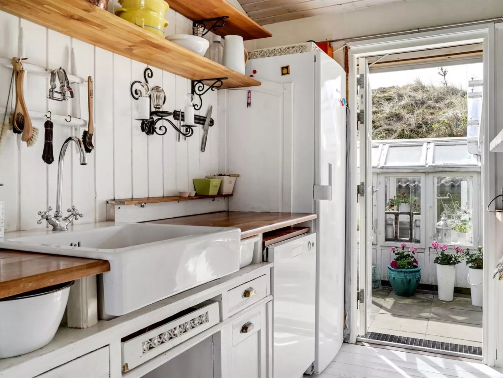 "Katri" - 500m from the sea - Inside