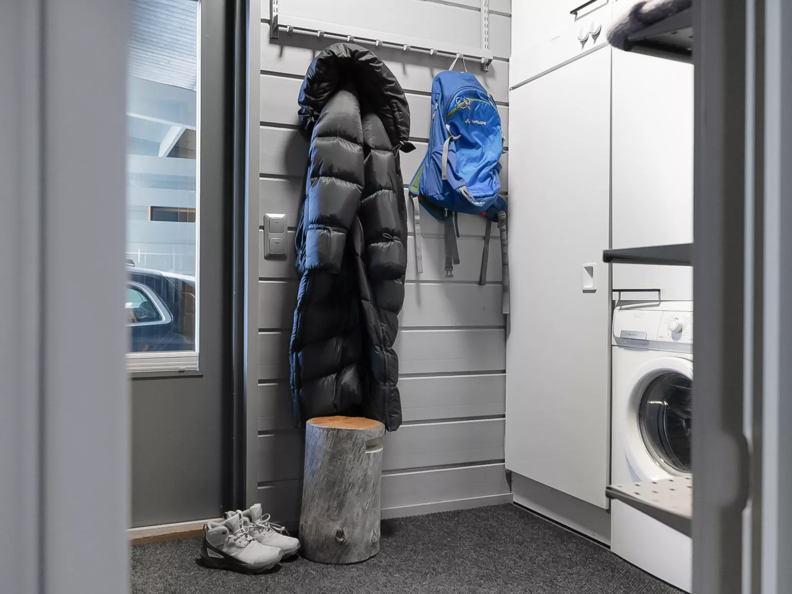 Loma-saaga 3 - Dedans