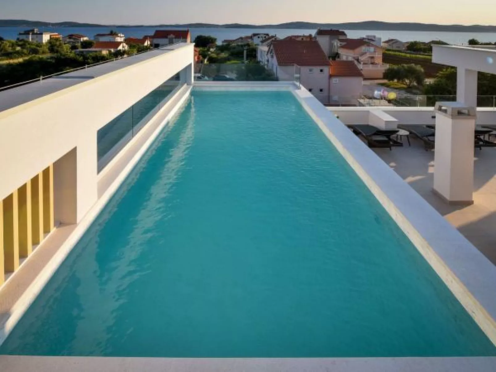 Villa La Perla Apt 4, 4+2 with heated rooftop pool - Image-tags.info