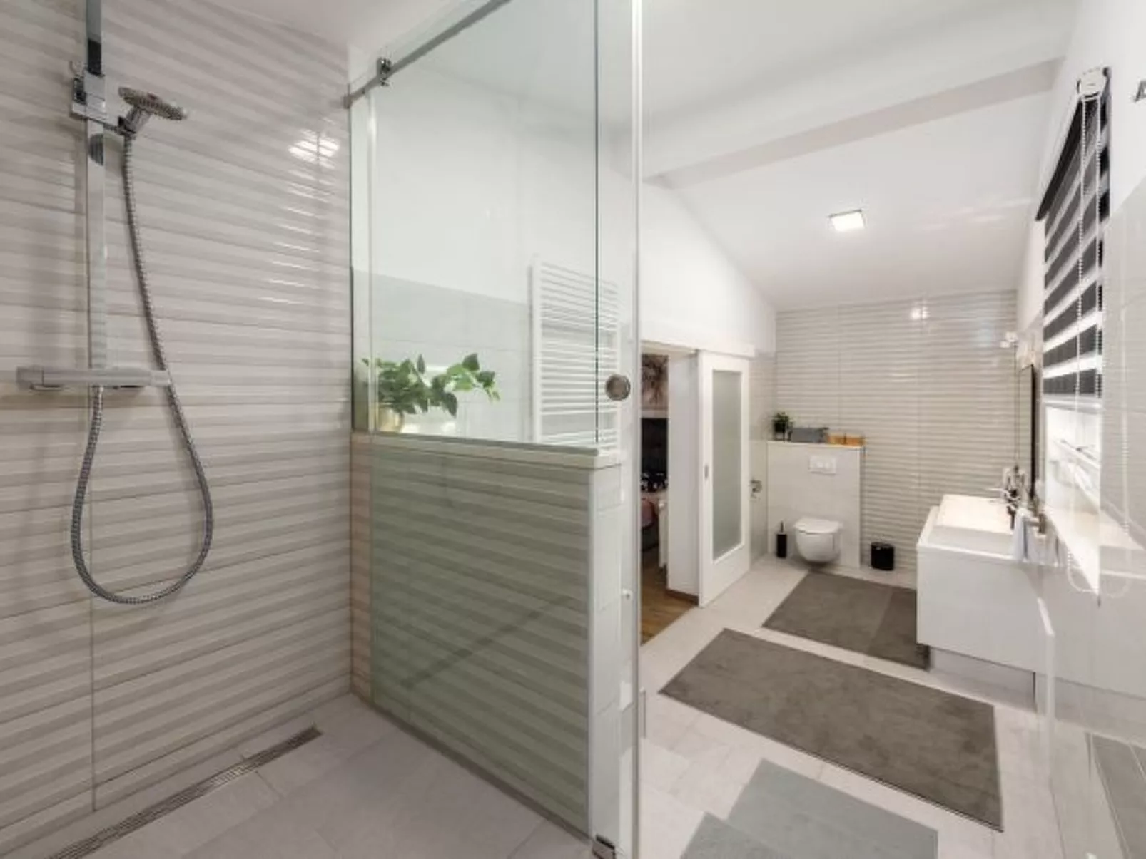 Villa Miranda with pool - Image-tags.info