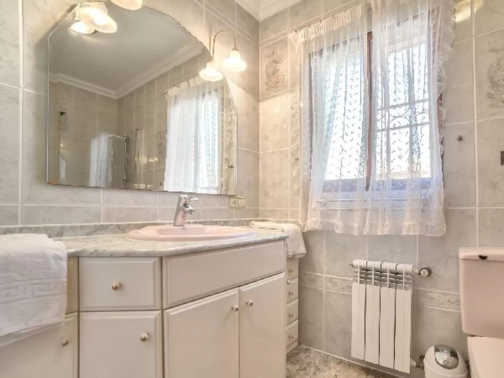 Villa Garrofer- PlusHolidays - Image-tags.info