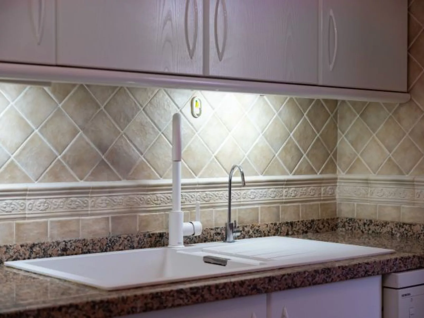 San Pedro del Mar - Image-tags.info