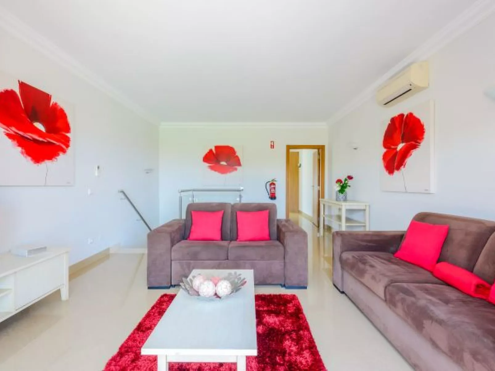 Casa Maria at Boavista Resort Lagos - Inside