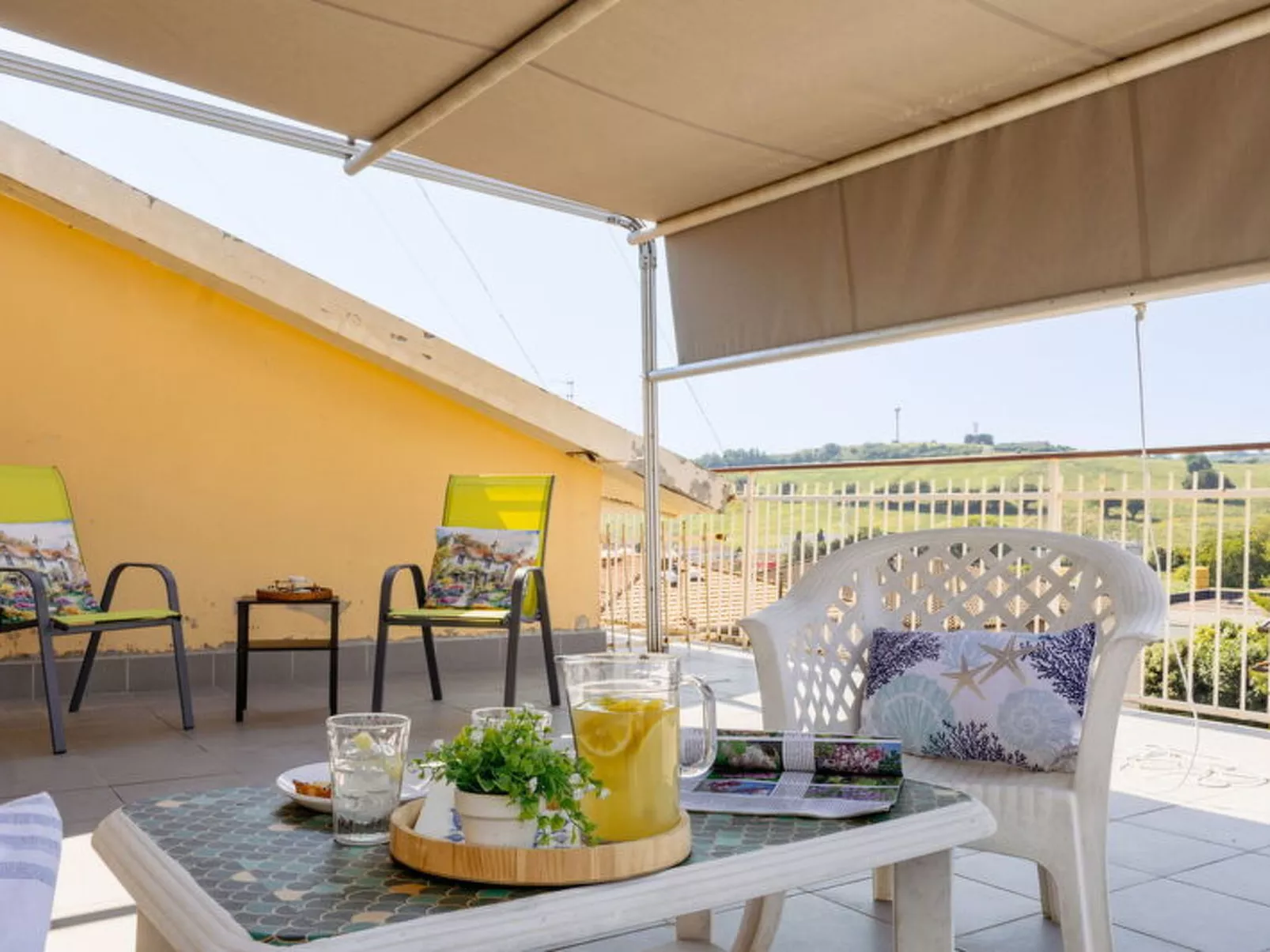 Sopraloreto Apartment - Dehors