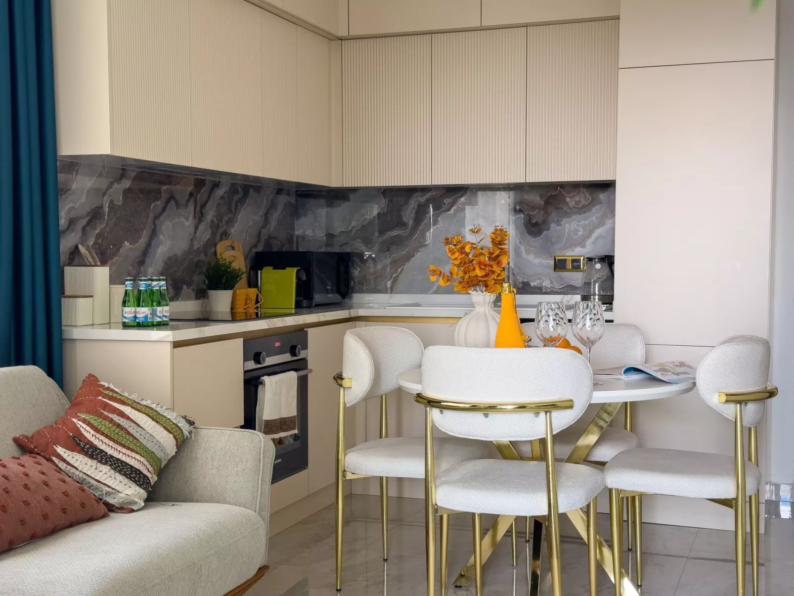 Qoople Eхсellence A-49 neue Wohnung am Meer - Dedans