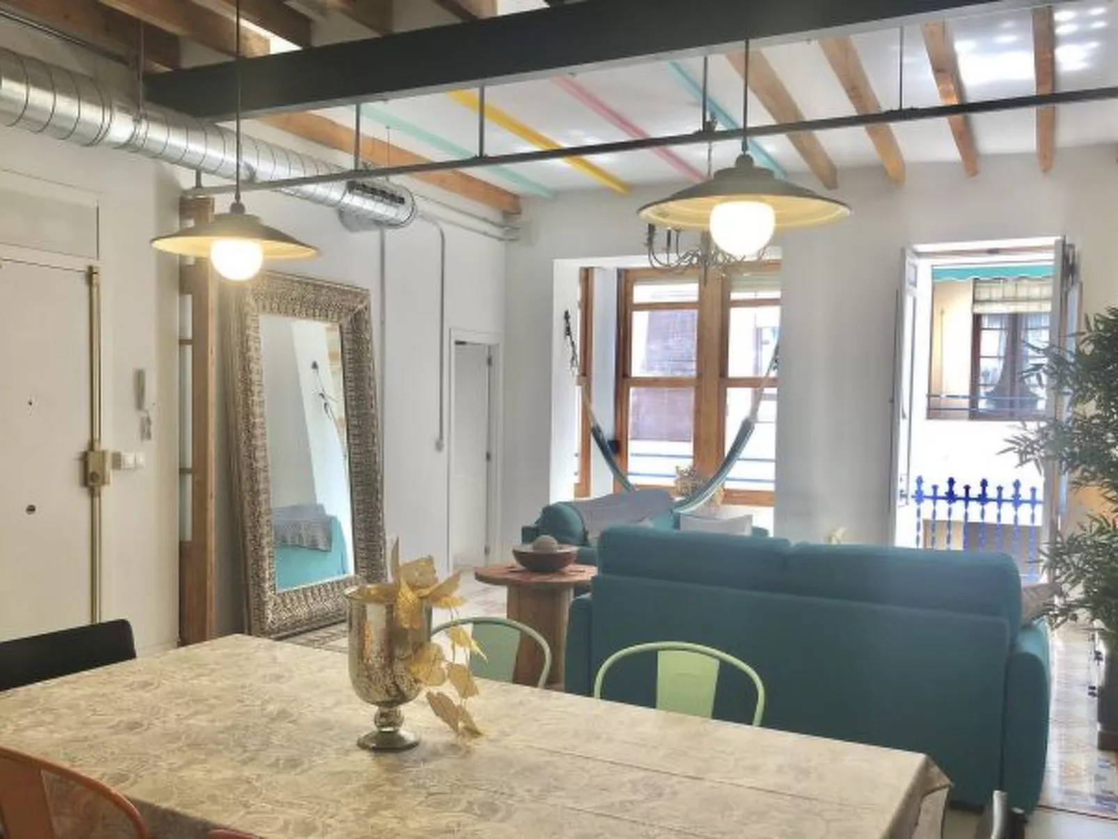 APART. GRANDE Y LUMINOSO EN EL CENTRO DE ALICANTE - Dedans