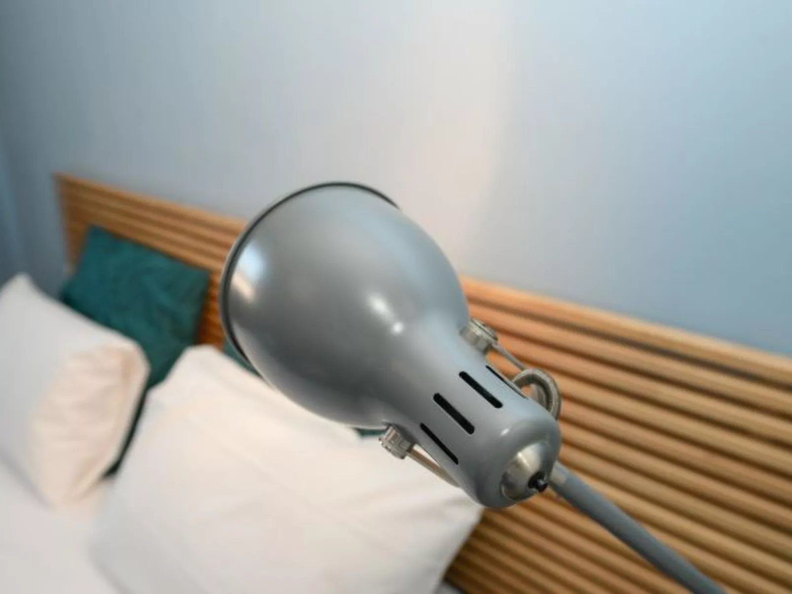 Desenzanoloft Smiling - Image-tags.info