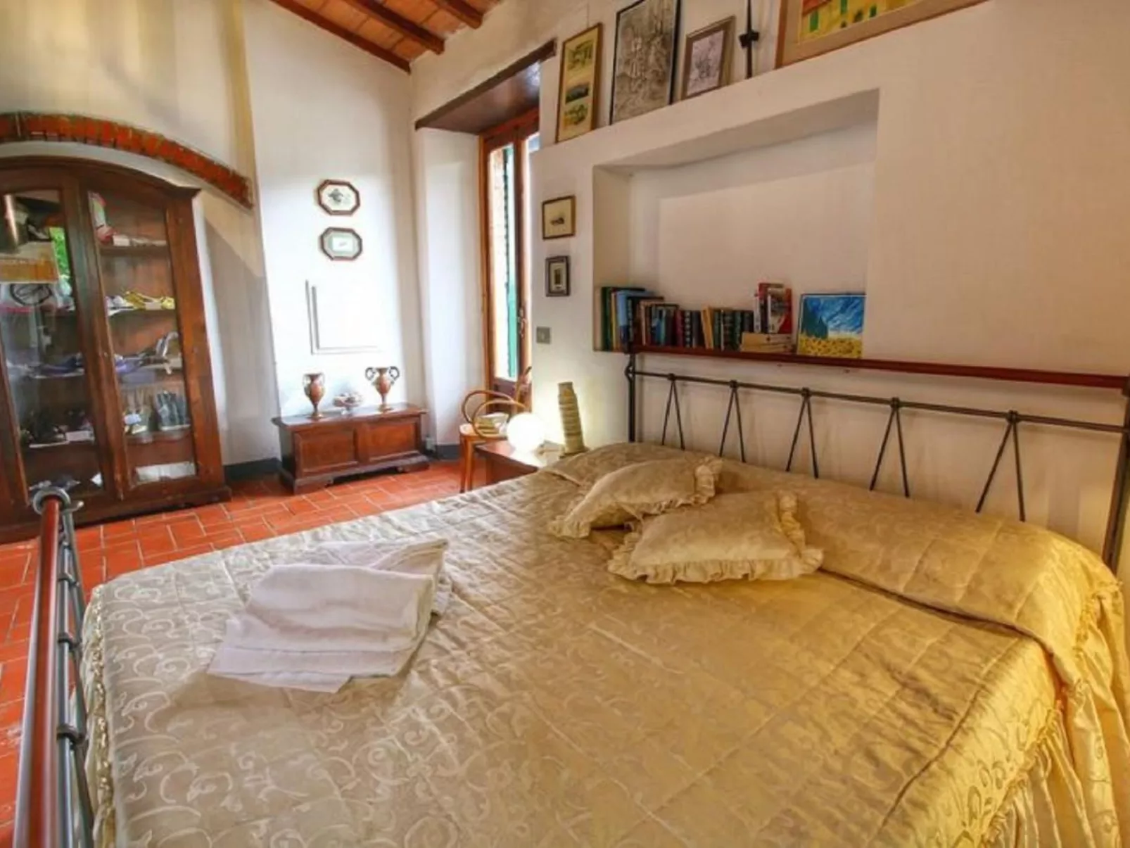 Le Corniole mit Pool, Jacuzzi und Grill - Image-tags.info