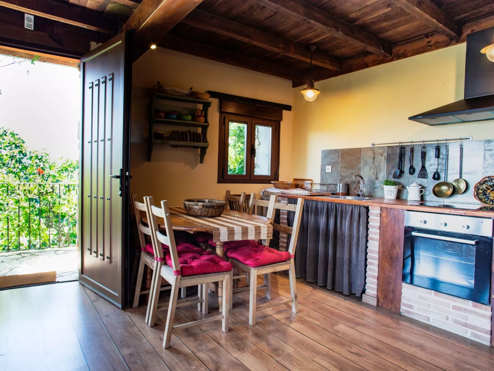 Ländliches Haus Ruralmedulas, 10 Personen - Inside