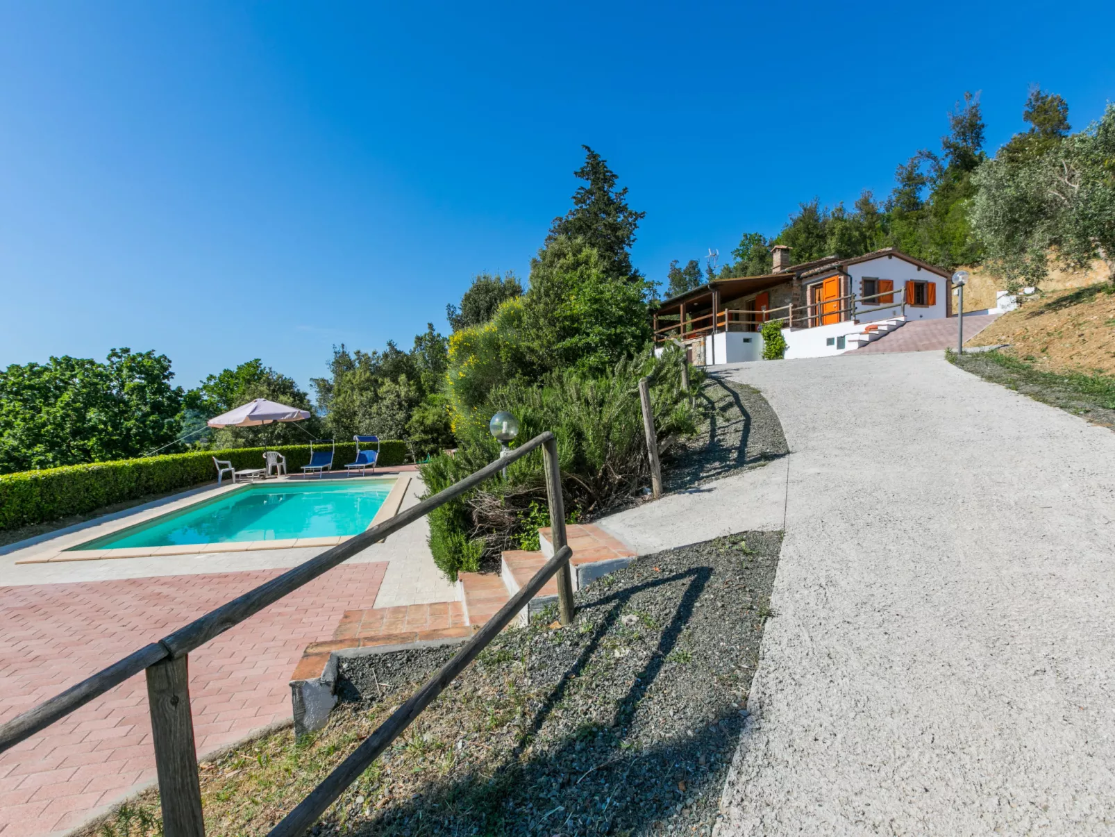 Nido di Falco - Draußen