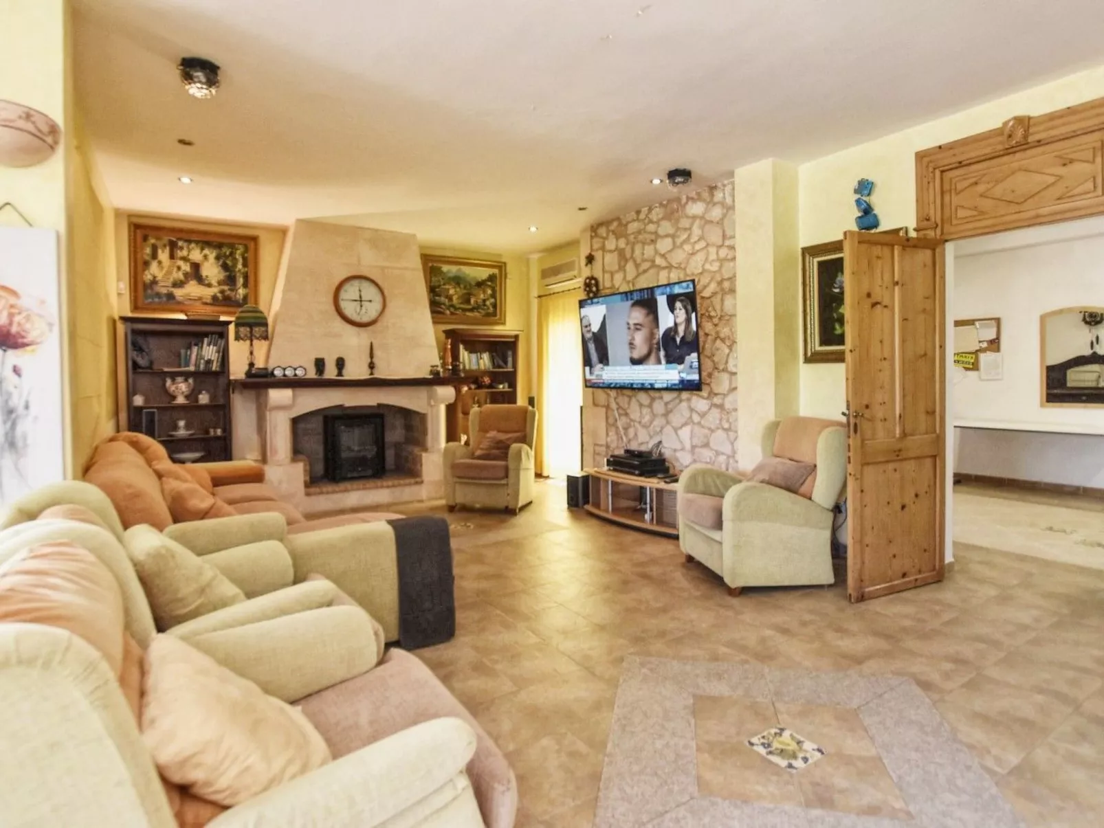 In Campos mit Privatem Pool - Drinnen