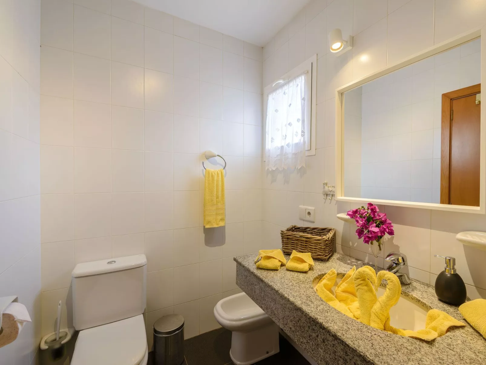 Mit Whirlpool - Drinnen