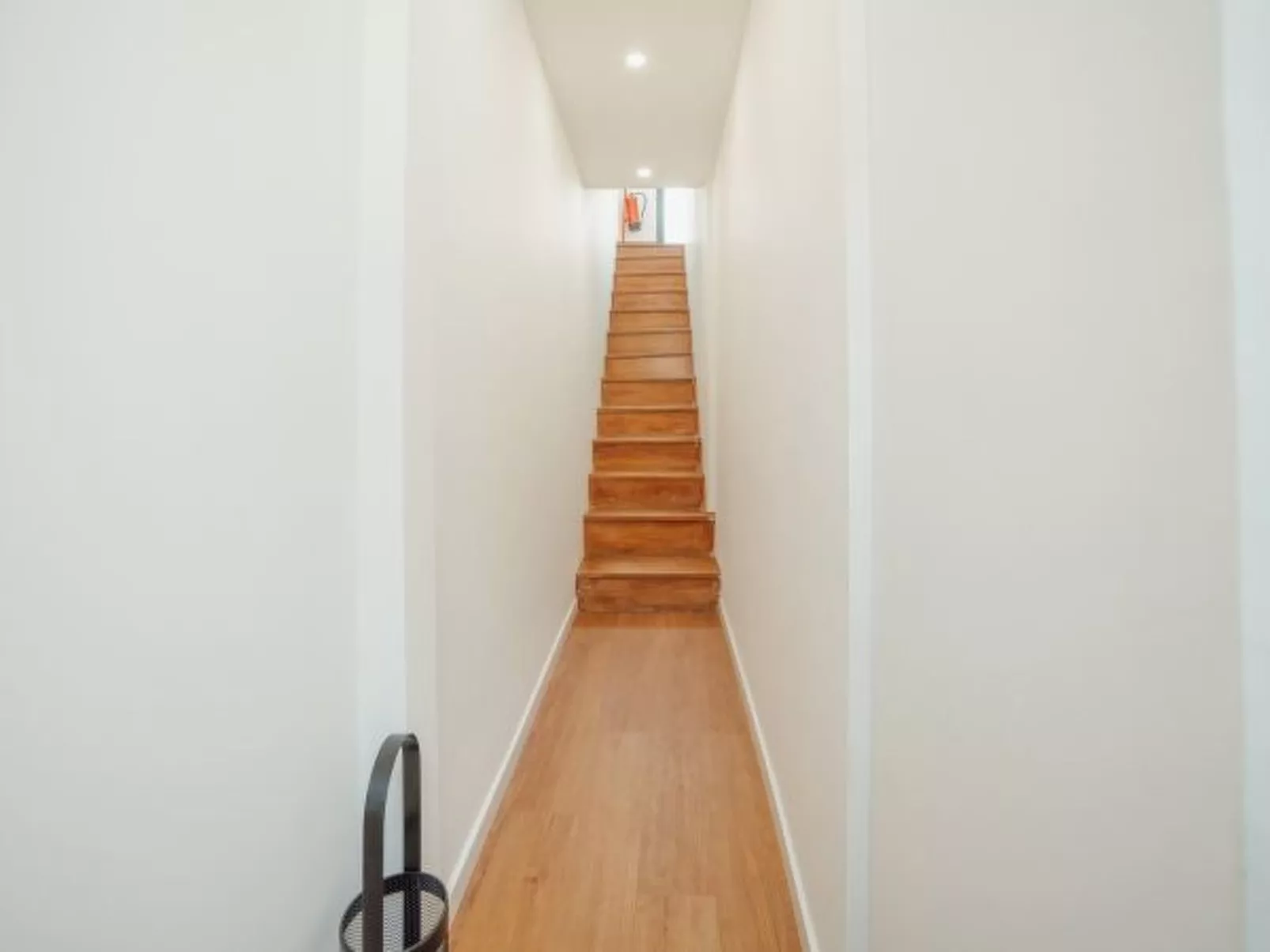 LAPA STYLISH APARTMENT B WITH TERRACE by VACATIONY - Drinnen