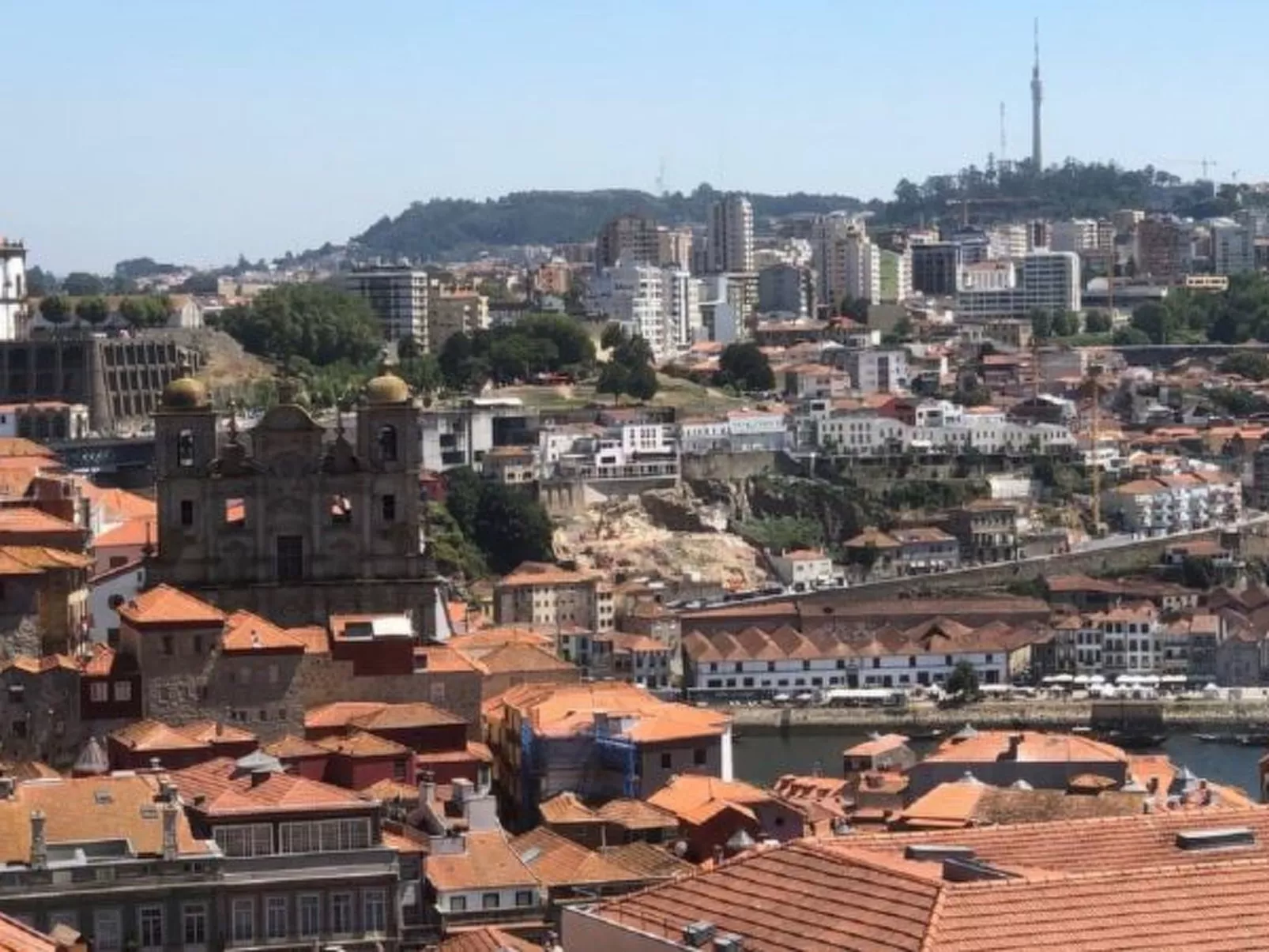 DOWNTOWN CLERIGOS with RIVER VIEW by VACATIONY - Outside