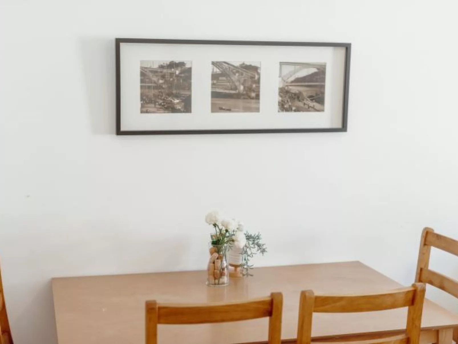 ALEGRIA CITY CENTER with ELEVATOR by VACATIONY - Inside